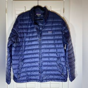 Men’s Patagonia down sweater jacket navy